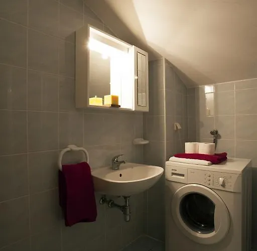 公寓 Penthouse Paulina - Large Sunny Terrace - Seaview - 250m To And Restaurants - Free Parking - And Ciovo - 15 Minutes To Airport