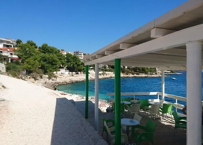 公寓 Penthouse Paulina - Large Sunny Terrace - Seaview - 250m To And Restaurants - Free Parking - And Ciovo - 15 Minutes To Airport