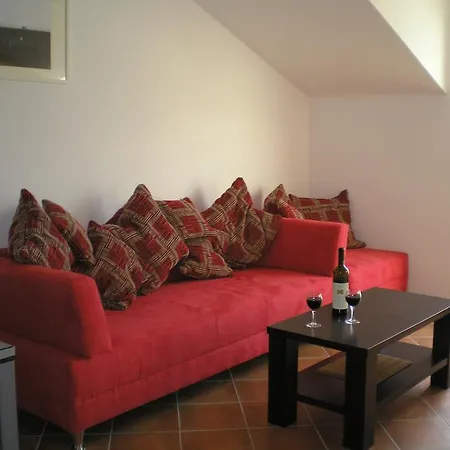 Penthouse Paulina - Large Sunny Terrace - Seaview - 250m To And Restaurants - Free Parking - And Ciovo - 15 Minutes To Airport