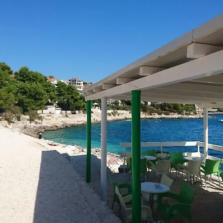 Daire Penthouse Paulina - Large Sunny Terrace - Seaview - 250m To And Restaurants - Free Parking - And Ciovo - 15 Minutes To Airport